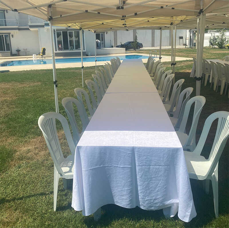 bahce-partisi-plastik-masa-sandalye-kiralama